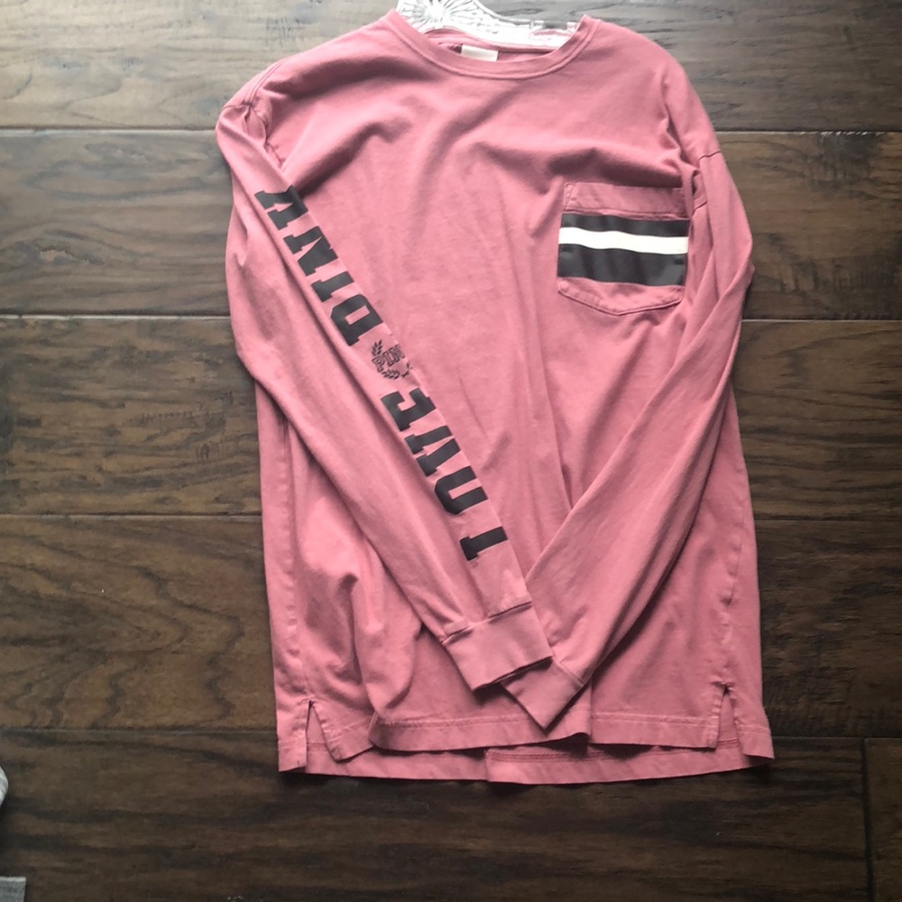 VS Shirt XS